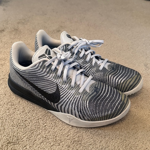 Kobe Mentality 2s Wolf grey - Picture 1 of 6